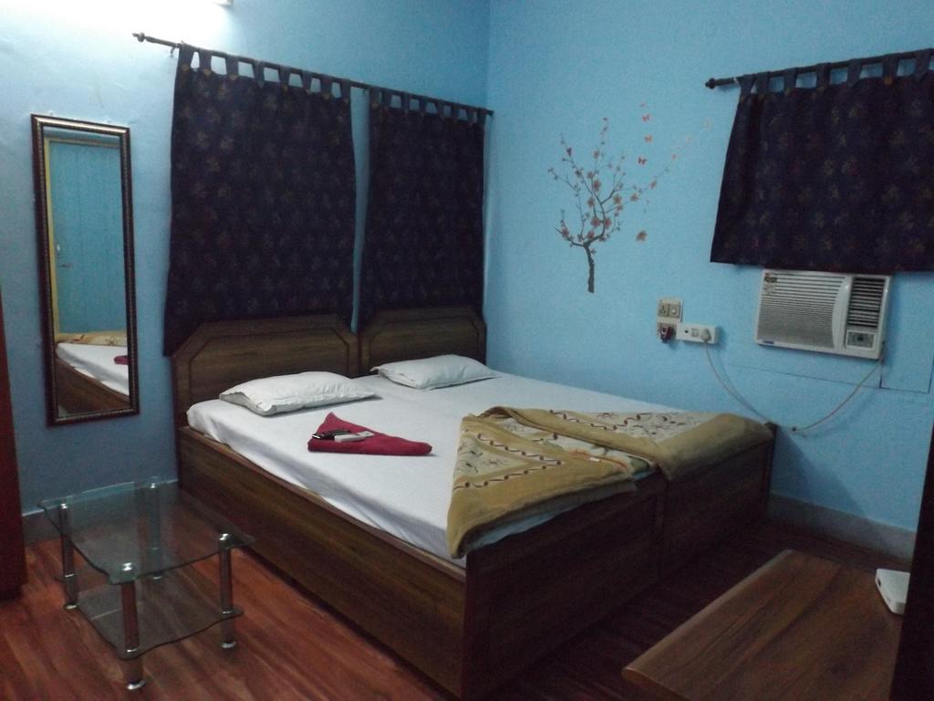 Aakash Ganga Holidays Hotel Kolkata Exterior photo